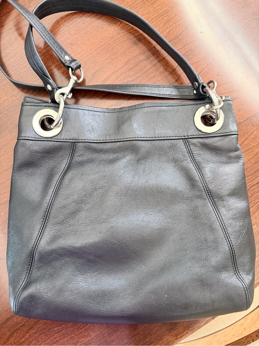 Coach Black Leather Shoulder or Crossbody Bag and Wallet - Picture 3 of 11